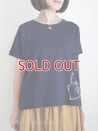 ■YOSHI KONDO  タプレ限定　ピース部長とターンロックBAGのTシャツ　ネイビー（サイズ展開）