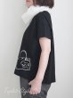 画像3: ■YOSHI KONDO  タプレ限定　ピース部長とターンロックBAGのTシャツ　黒（サイズ展開） (3)