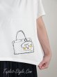 画像8: ■YOSHI KONDO  タプレ限定　ピース部長とターンロックBAGのTシャツ　オフ白（サイズ展開あり） (8)